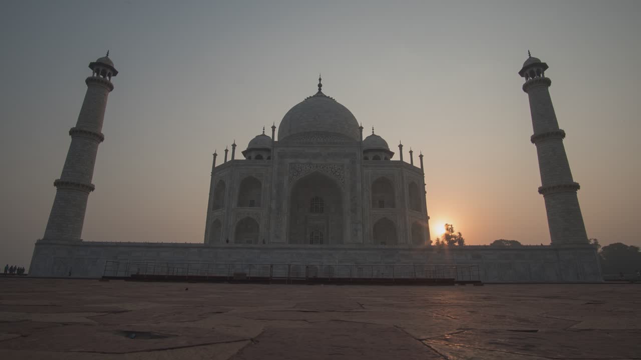Taj Mahal at Sunrise/Sunset