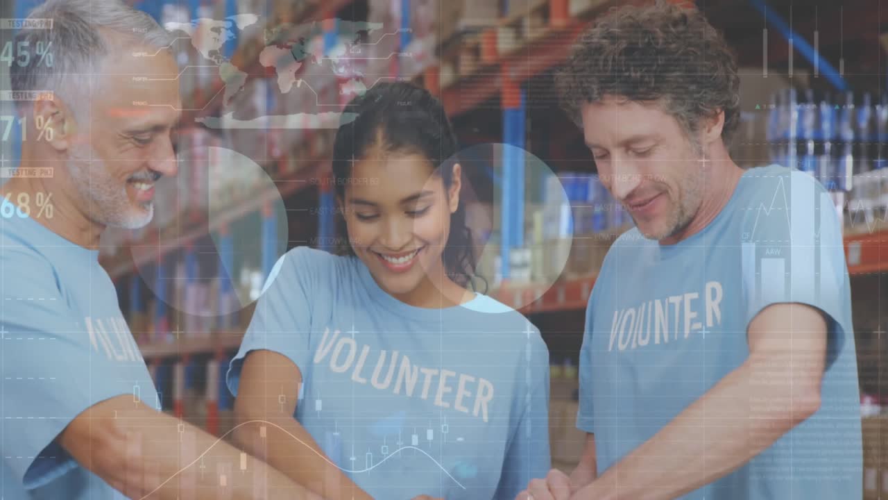 procesamiento de datos estadísticos sobre diversos voluntarios masculinos y femeninos que hacen una pila de mano en el almacén