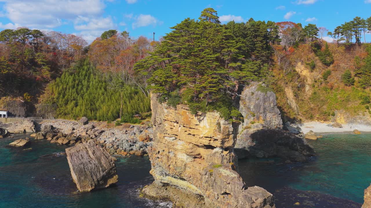 Iwate Japonya, Kuzey Tohoku Bölgesi'ndeki Sannoiwa Kaya Formasyonu