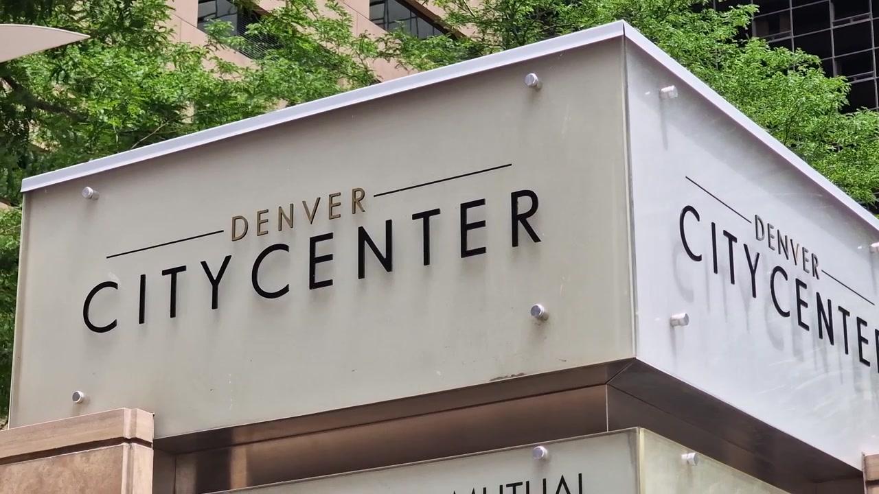 Letrero del Centro de la Ciudad de Denver, Primer plano, Colorado, EE. UU.
