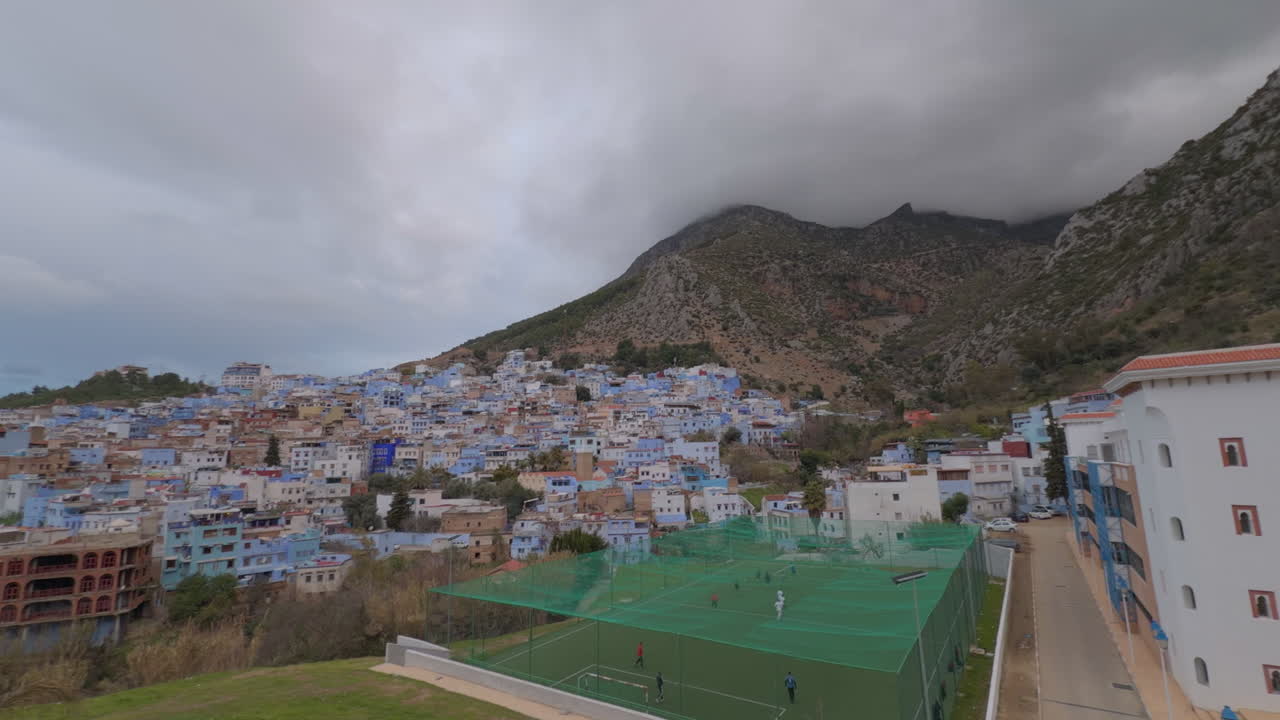 Veduta panoramica della Medina di Chefchaouen, Città Blu del Marocco, Montagne del Rif
