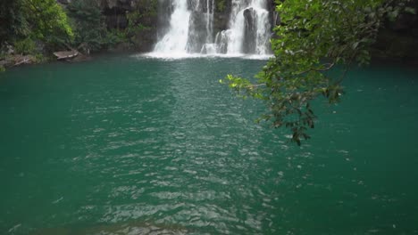 Slow-motion-pan-up-of-the-waterfall