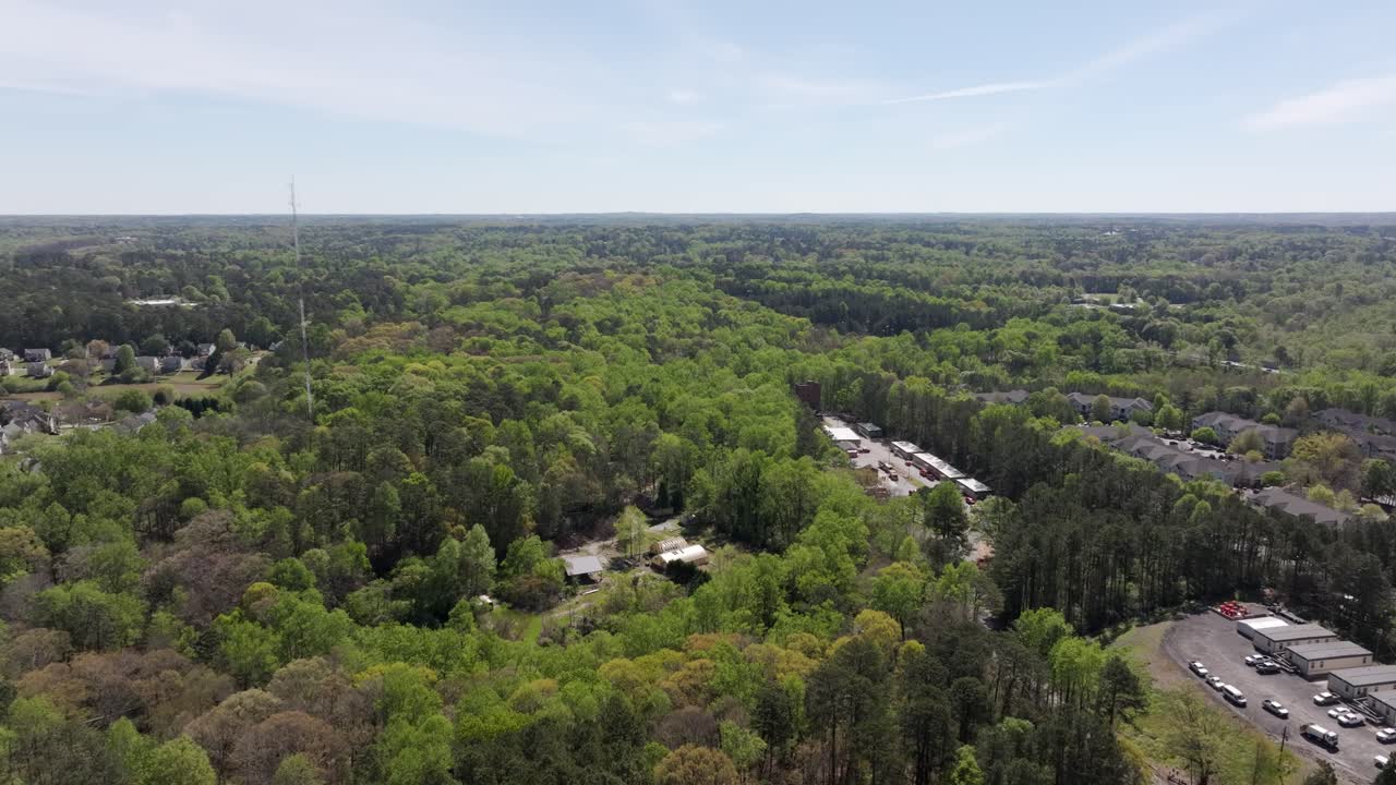Residential neighbourhood in Decatur, Shoal creek preserves surrounding green spaces, community park, Atlanta, Georgia, Aerial