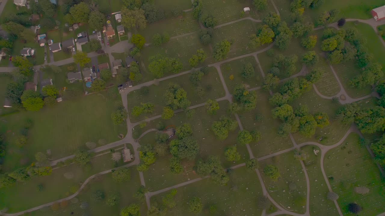 미국 뉴욕 주 팔미라 시내 근처의 묘지