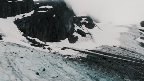 Vinciguerra-Glacier-Trekking-Near-Ushuaia,-Tierra-del-Fuego-Province,-Argentina