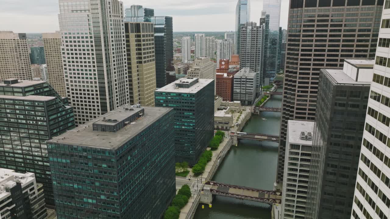 모던 다운타운 시카고 아키텍처