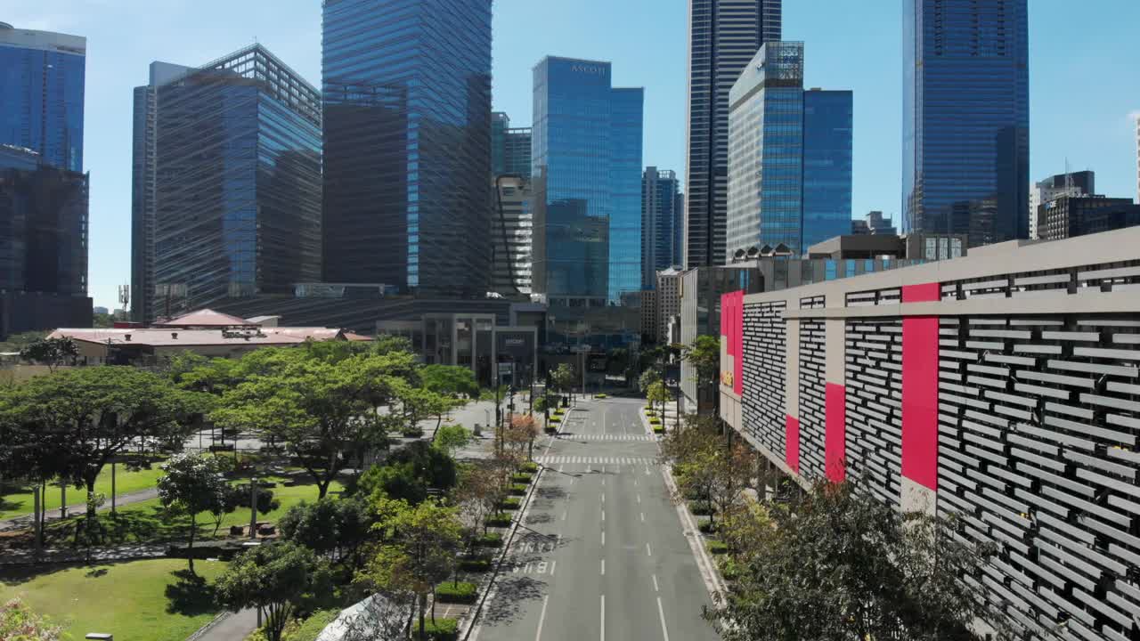 Terra 28th Park, One Parkade. High Street. BGC, Manila. Philippines