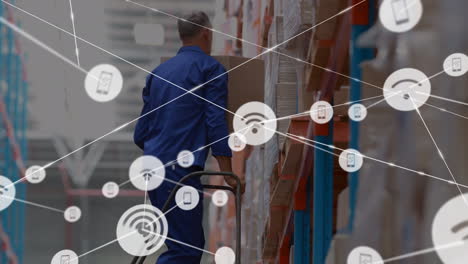 animación de una red de iconos wifi conectados sobre un trabajador caucásico en un almacén