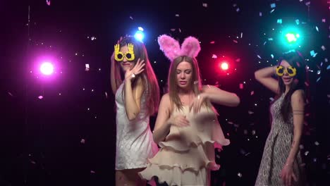 girls dancing at a party