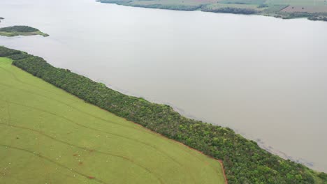 Vista-De-Drones-Del-Corredor-Ecológico-Para-Vincular-Fragmentos-De-Selva-Tropical,-Corredores-De-Vida-Ar-Proyecto,-Crédito-De-Carbono