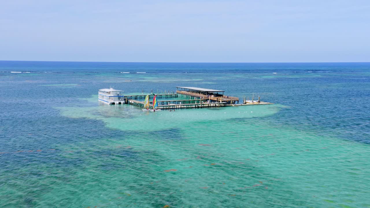 카리브해 한가운데서 바다 모험 푼타 카나