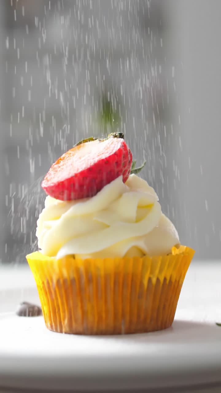 Strawberry Cupcake with Powdered Sugar