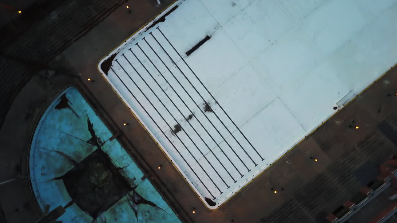 astoria park es mi lugar favorito para volar mi dron y por eso es uno de los hermosos lugares que debes visitar en nueva york