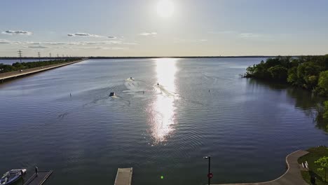 Boats-launching-from-boat-ramp-at-Lake-Ray-Hubbard-in-Rockwall,-Texas