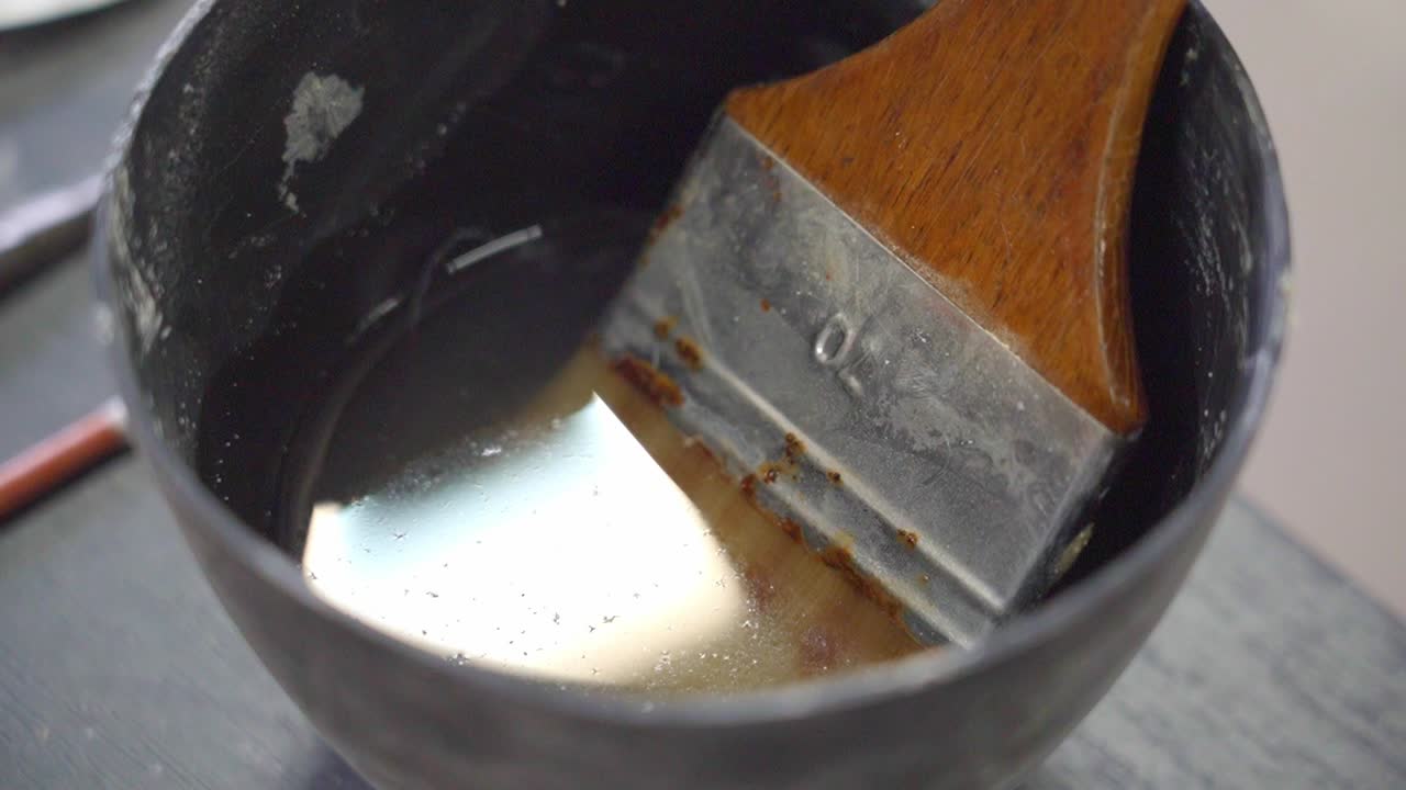 Tools used for the restoration of the lion statues