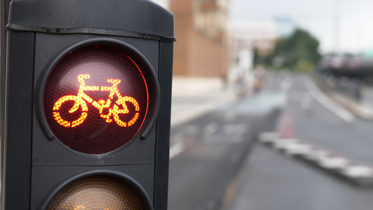 semáforo rojo de bicicletas en la ciudad de londres