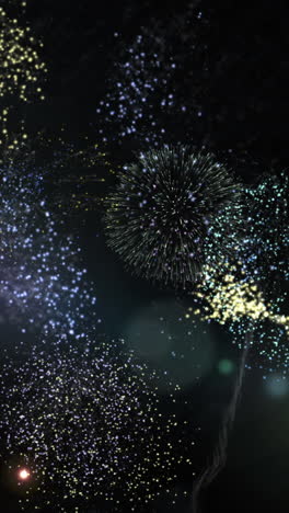 fuegos artificiales en el cielo durante el año nuevo