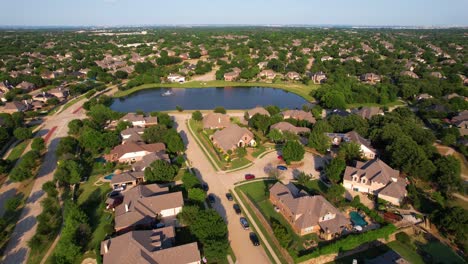 Luftaufnahmen-Eines-Viertels-In-Flower-Mound,-Texas