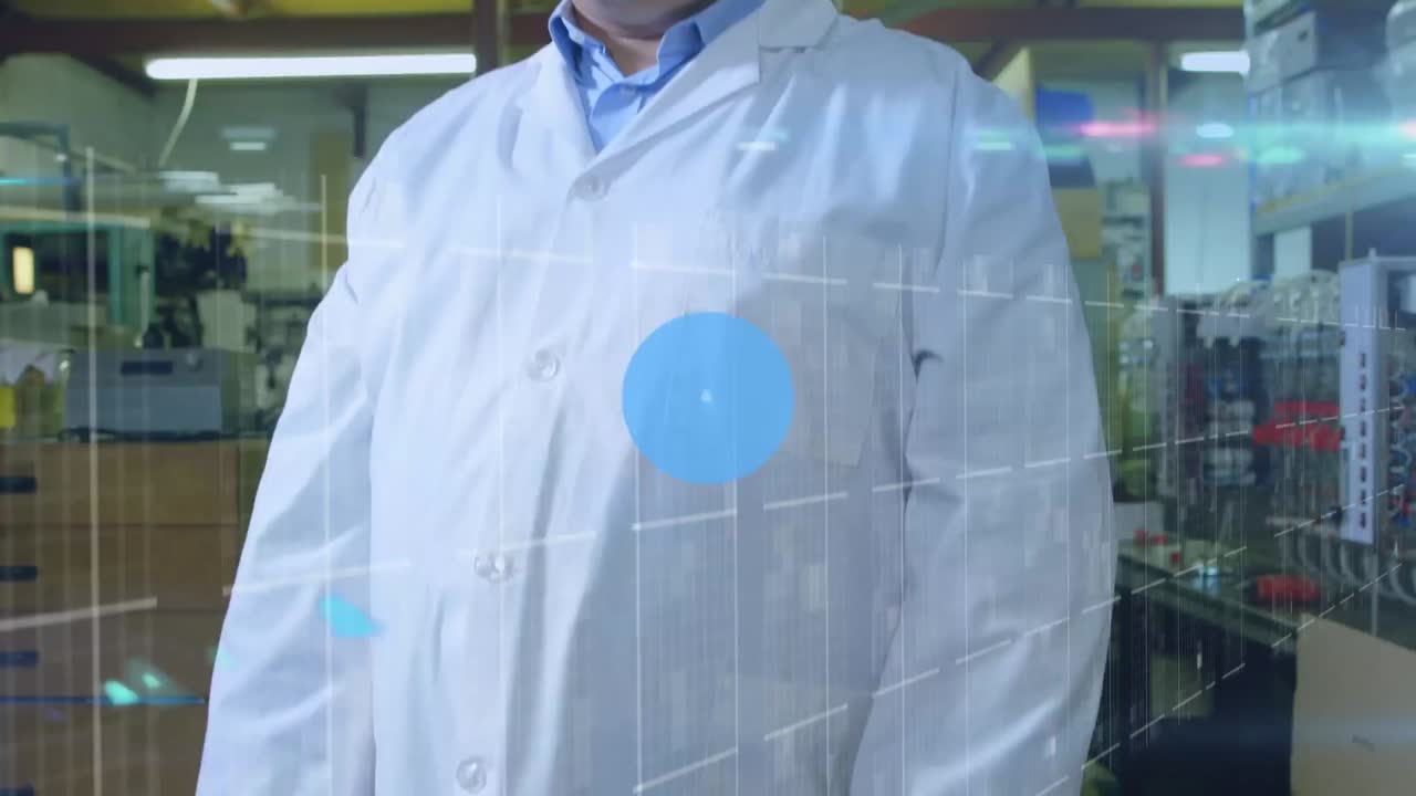 animación de la red de conexiones sobre un trabajador de laboratorio masculino biracial