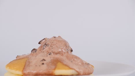 panqueques con helado de galletas de chocolate