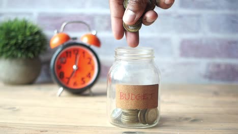 saving money with a budget jar