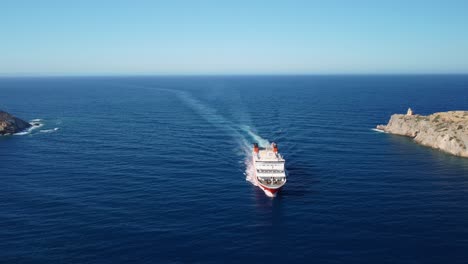 Ferry-boat-from-travelling-to-port,-sea-view-drone-footage