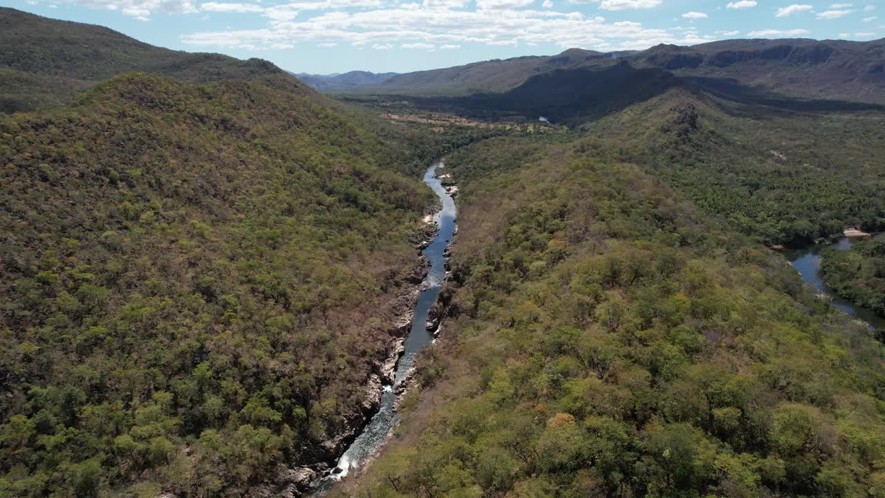 drone view Funil do Rio preto, Tocantinzinho river, Colinas do Sul, Goi&aacute;s, Brazil