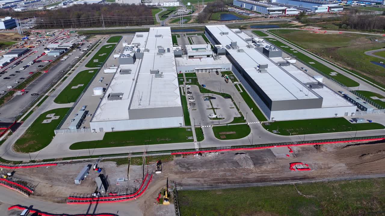 Edificio "Hub" di Meta (ex Facebook) per il campus del data center Prometheus a New Albany, Ohio, USA.