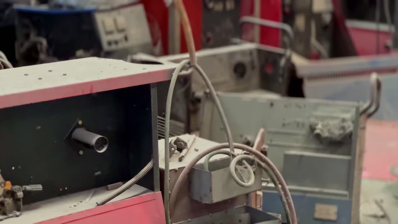 máquina industrial abandonada