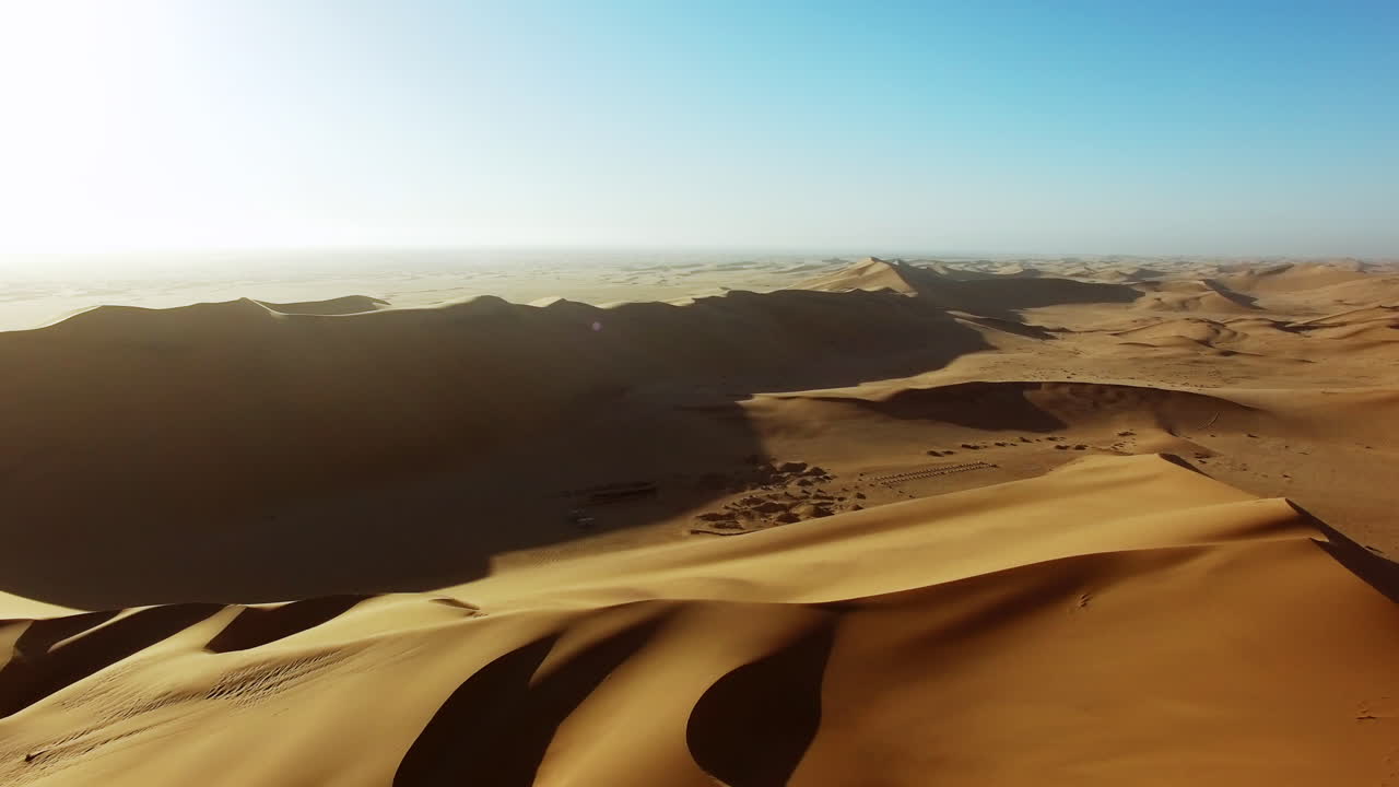 Nel mondo delle sabbie mobili.