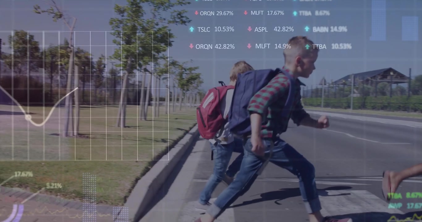 Animazione di elaborazione di dati finanziari sovrapposta a bambini di diverse etnie che attraversano la strada.