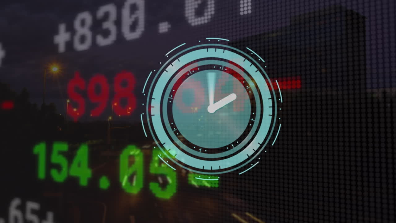 Animazione di orologio ed elaborazione di dati finanziari su paesaggio urbano