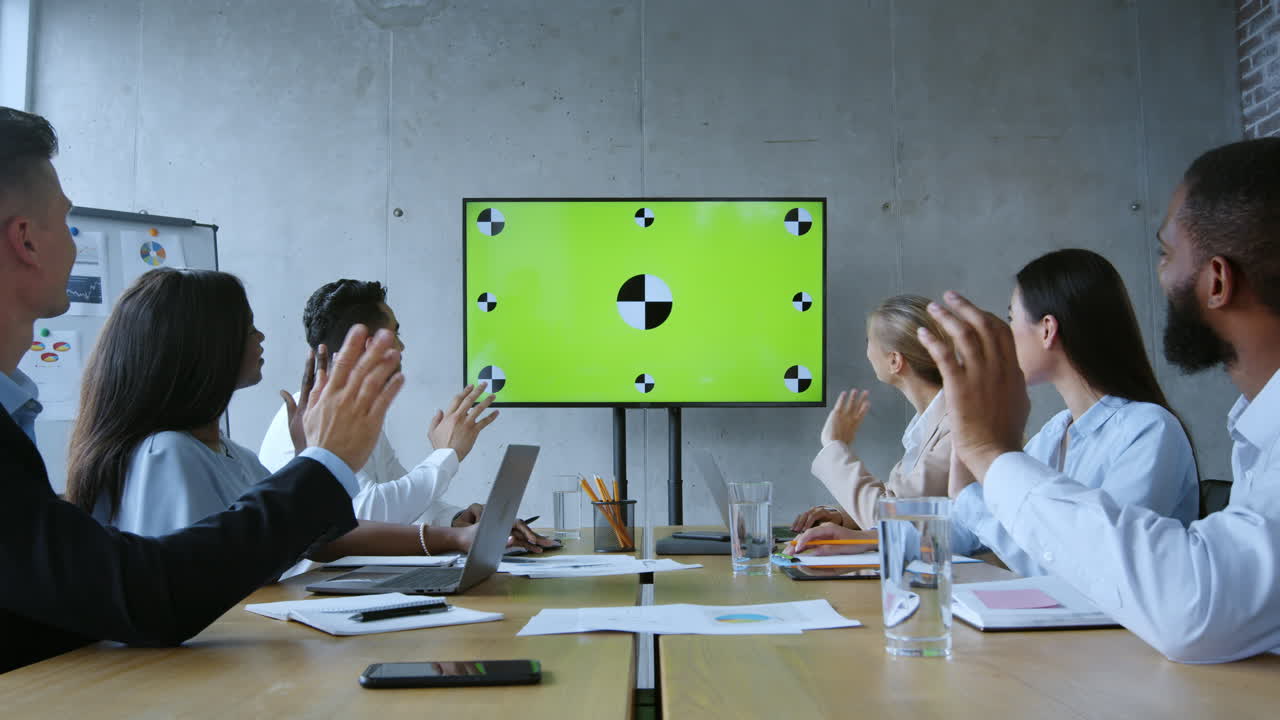 회의에서 비즈니스 팀