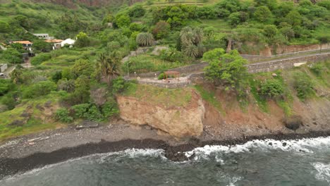 Cape-Verde,-Africa---The-Lush-Environment-Surrounding-the-Town-of-Cidade-Velha-on-the-Island-of-Santiago---Aerial-Pullback