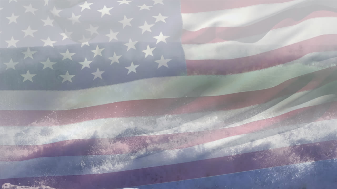 composición digital de agitarnos la bandera contra las olas en el mar