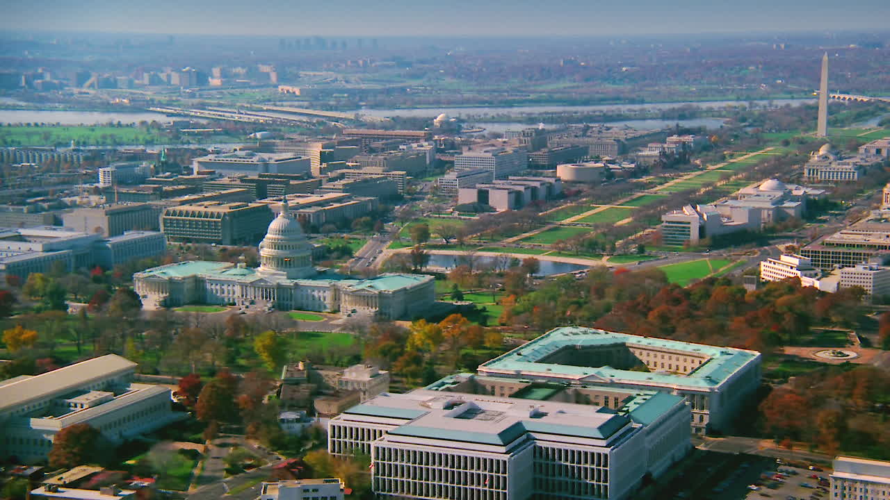 워싱턴 dc 1의 국회 의사당 돔 의회 및 워싱턴 기념비에 대한 좋은 공중