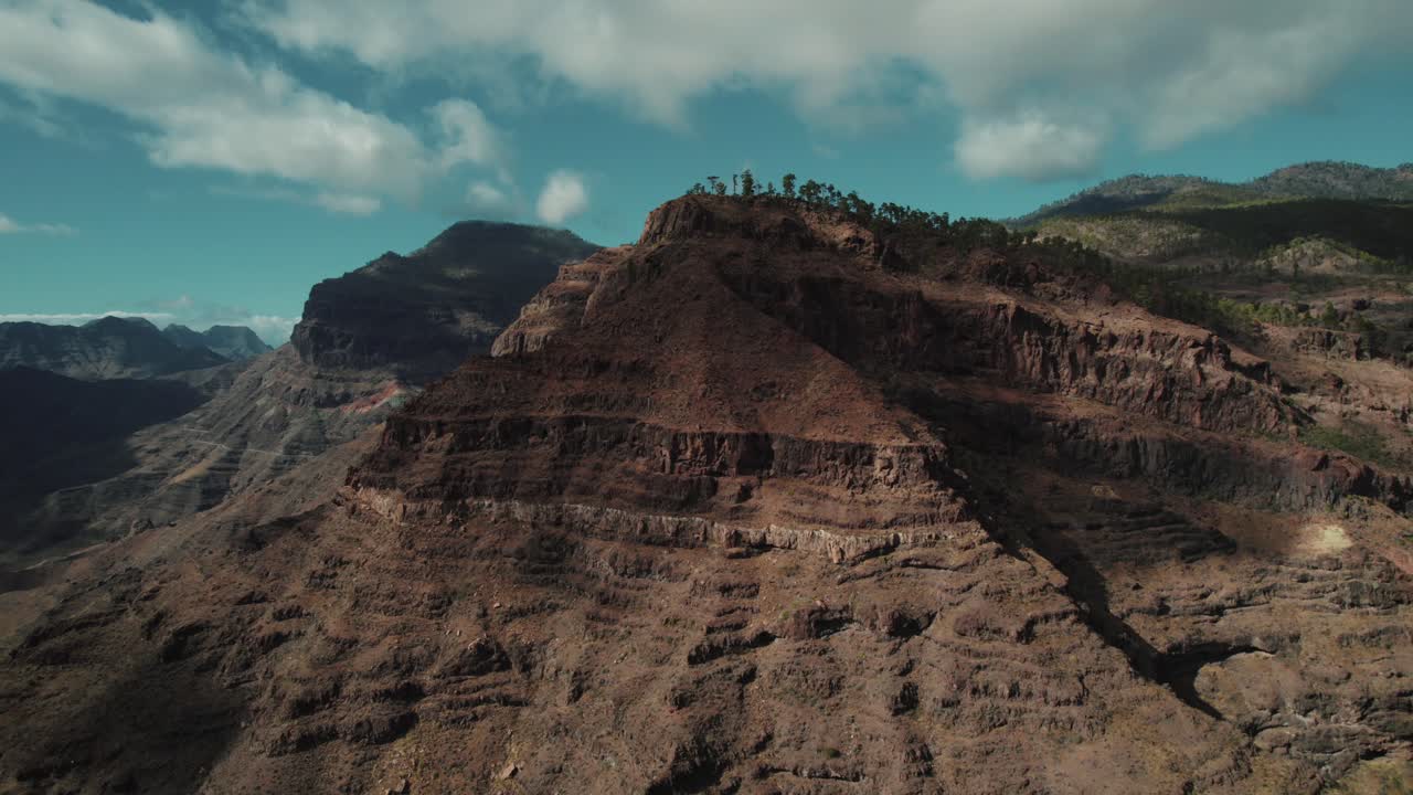 Prospettiva aerea di un canyon vulcanico eroso, Isole Canarie.