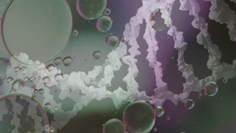 animación de burbujas sobre una cadena de adn en un fondo borroso.