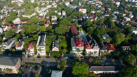 Descending-aerial-of-mansions-and-restored-plantation-owner-homes-in-Charleston-South-Carolina,-USA