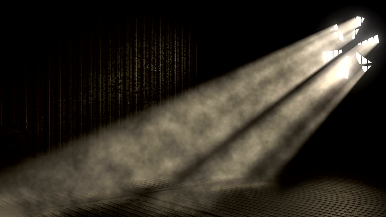 los rayos de luz solar que brillan a través del ventilador de la fábrica industrial iluminando una habitación oscura