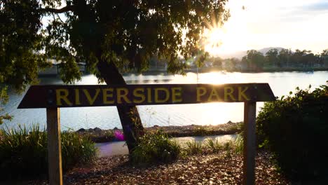 tranquilo parque ribereño, rockhampton - amanecer