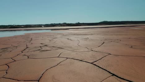 Close-to-the-ground-push-in-aerial-landscape