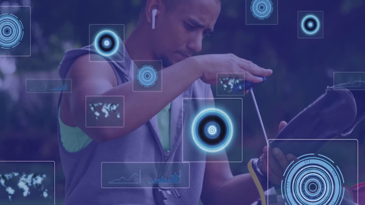 animación de pantalla digital sobre hombre biracial con destornillador