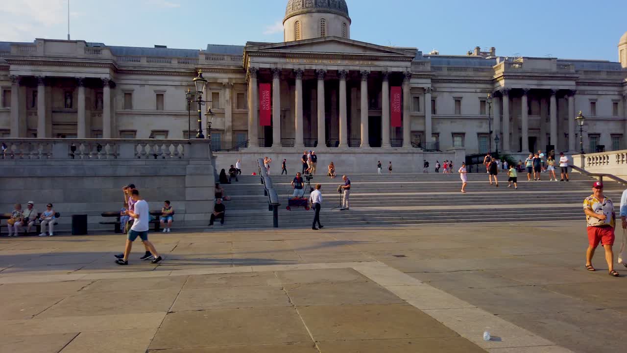 Trafalgar Square, London, England -  19-July-2022, The Fountains Trafalgar Square - On A Hot Summers Day