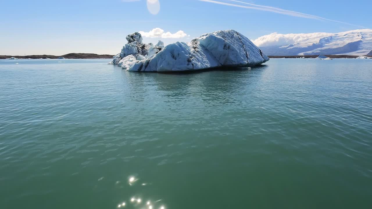 view from a boat of J&ouml;kuls&aacute;rl&oacute;n Glacier Lagoon in summer