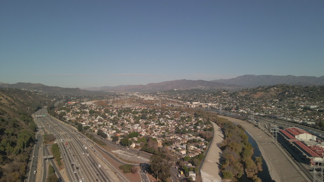 엘리시안 공원 근처의 로스앤젤레스 고속도로