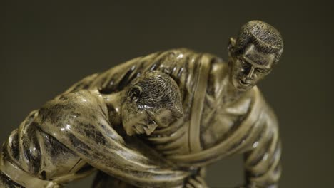 bronze/gold-plated judo/jujutsu statue