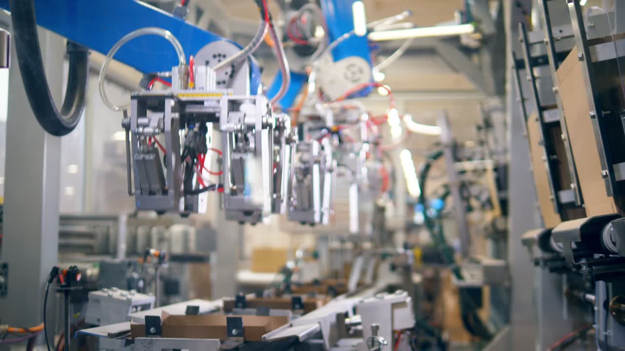 로 메커니즘에 의해 유지되는 포장 프로세스의 빠른 움직임