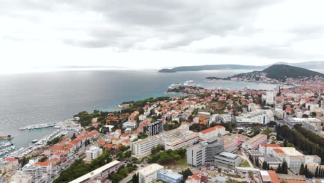 Coastal-Tourist-Vacation-Town-of-Split,-Croatia-in-Europe---Aerial-Establishing