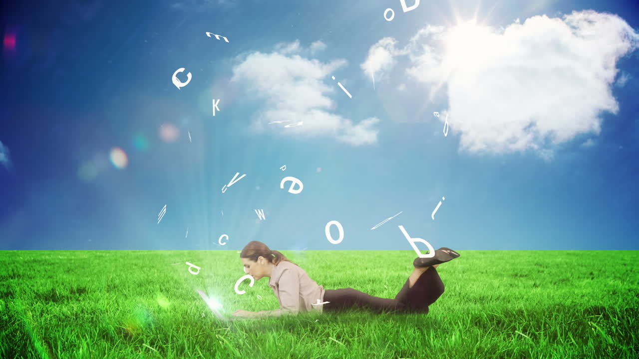 에서 노트북을 사용하는 사업가